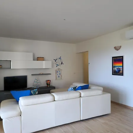 Lu Tizzoni Villa Budoni